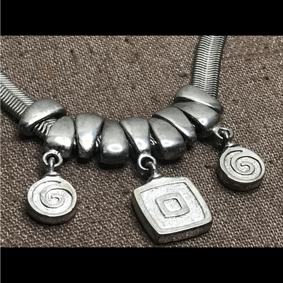 Vintage Liz Claiborne LCI Silver-Tone Herringbone Slinky Necklace & Earrings - Picture 11 of 11